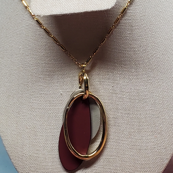 Stunning Stella & Dot Color Pop Pendant. 26" chain with 3" extender. - Picture 14 of 16